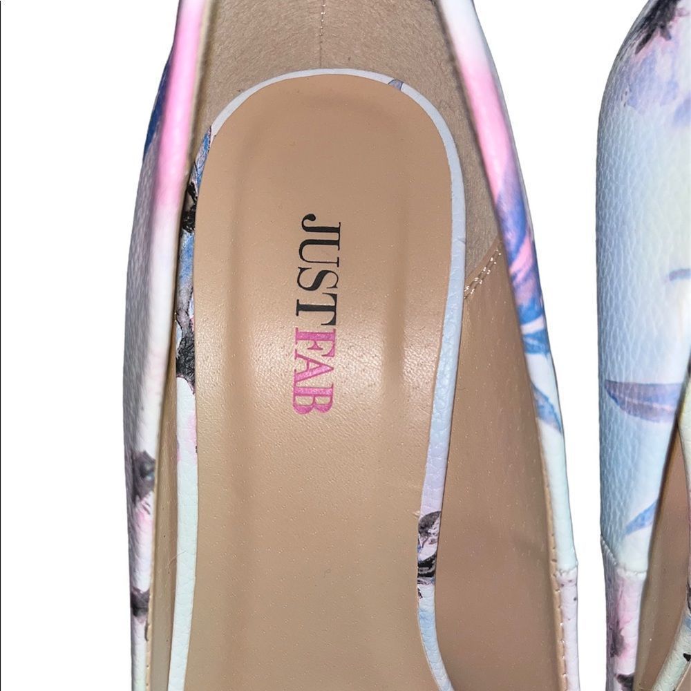 𝅺justfab Mickey heels with floral watercolor print design on white background - Picture 11 of 11
